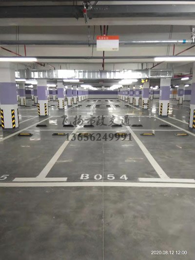 西安停車場(chǎng)車位劃線多少錢一個(gè)，西安停車場(chǎng)劃線施工的價(jià)格？