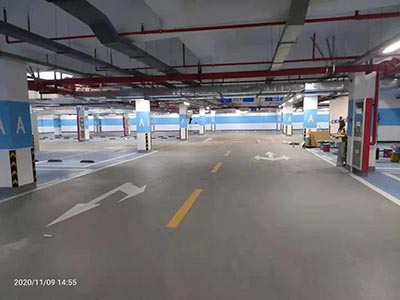 道路交通標線的顏色有幾種，道路標線道路劃線是什么顏色的標線？