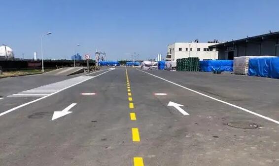 宿遷廠區(qū)道路劃線哪里便宜？找飛揚(yáng)市政