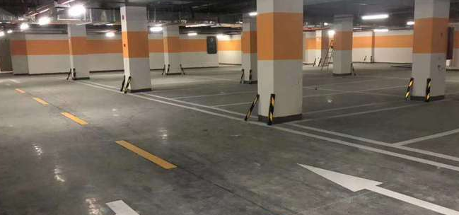 南京停車場劃線一般用什么材料畫線？