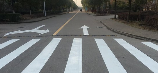 蘇州廠區(qū)道路標(biāo)識(shí)劃線？找飛揚(yáng)市政