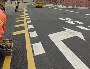 蘇州道路劃線施工，城市交通的無聲引導(dǎo)者
